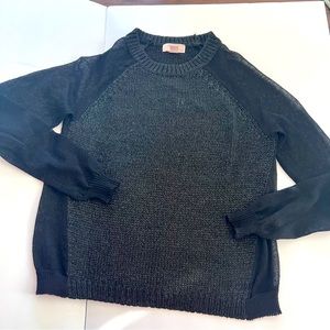 Forever 21 Women’s Black Metallic Knit Crewneck Sweater SeeThrough sleeves Sz Xs